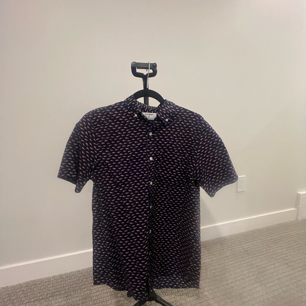 Old Navy and Red Fish Patterned Shirt